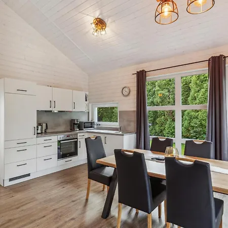 Beautiful Home In Krems Iiwarderbrueck With Sauna
