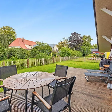 Beautiful Home In Krems Iiwarderbrueck With Sauna Casa vacanze *